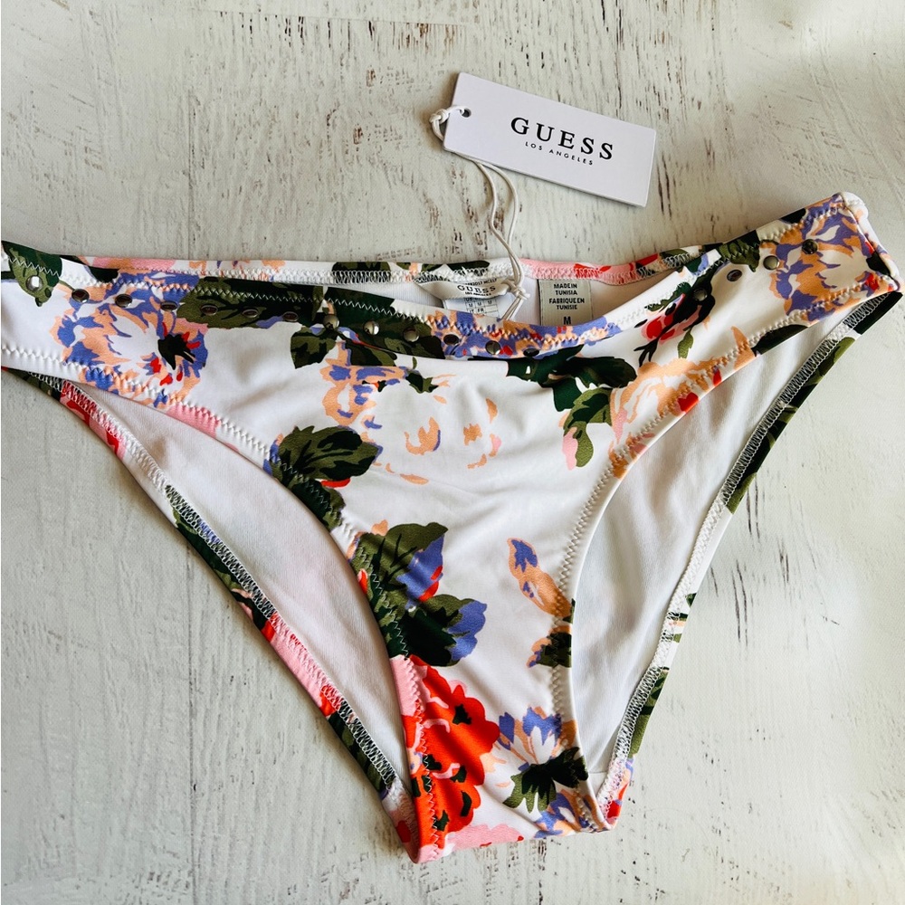 Women’s Guess Floral Bikini Bottom Medium, New- NWT, Medium